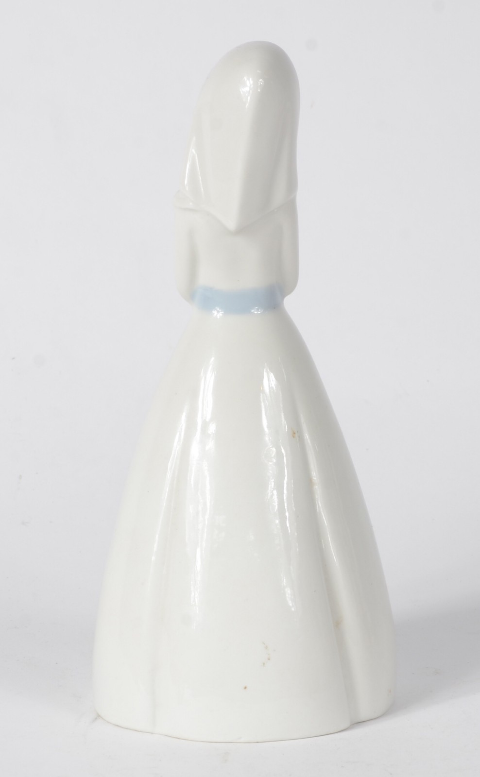 Estatueta de porcelana espanhola policromada jovem com vestido de... - foto 6 de 8