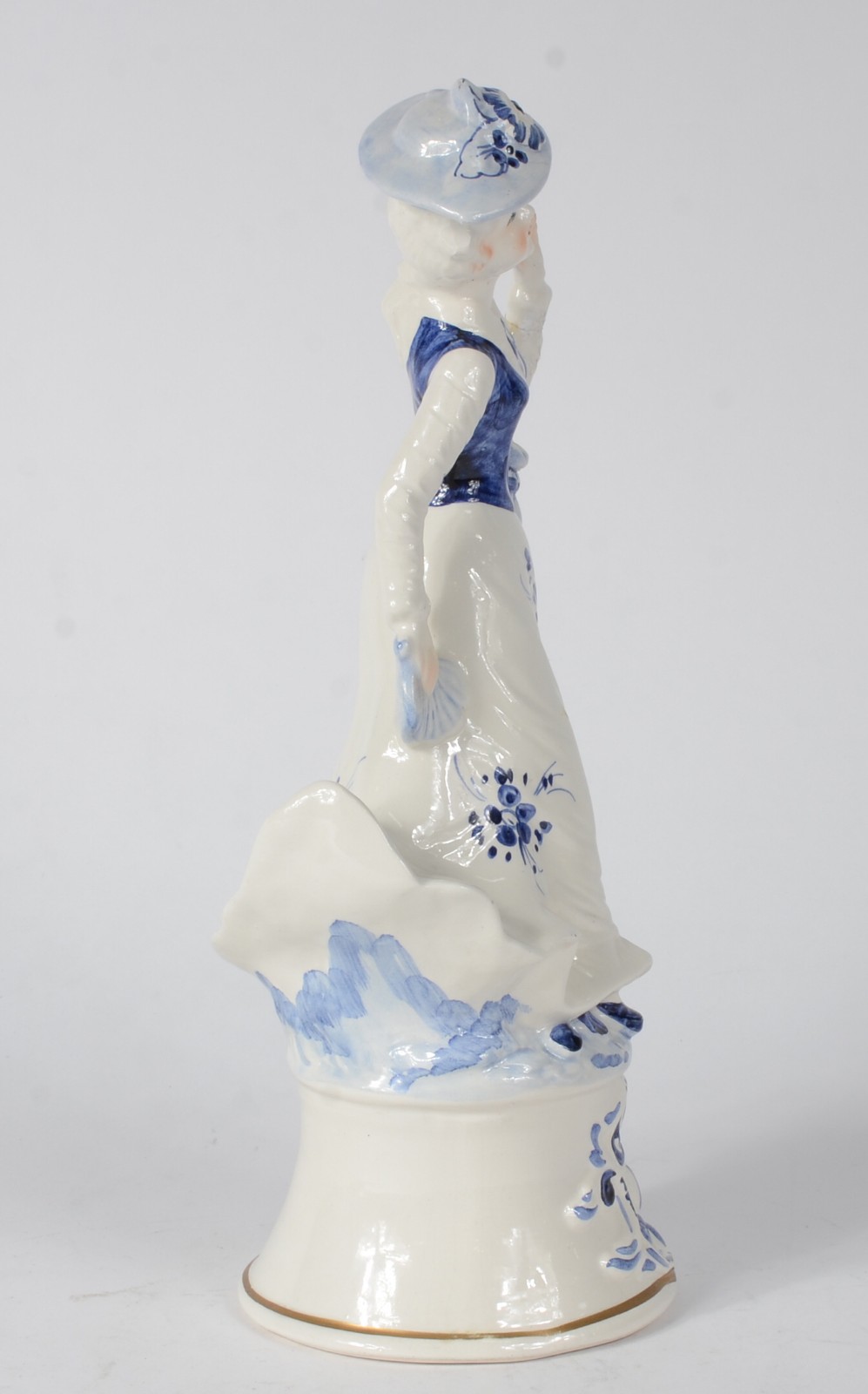 Escultura de porcelana italiana policromada representando figura... - foto 4 de 8