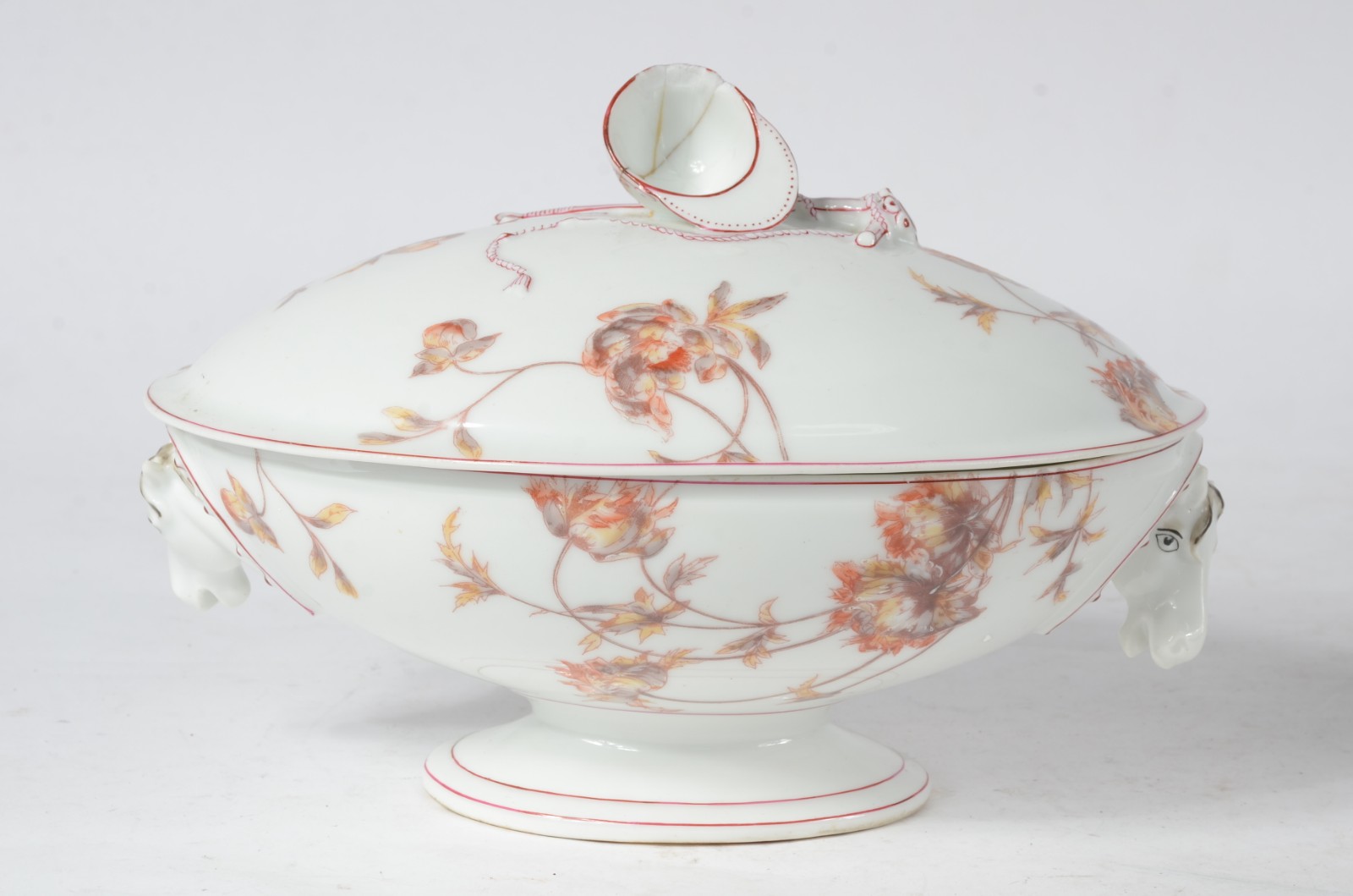 Conjunto com 3 sopeiras (só 2 com tampas) de porcelana decoradas com... - foto 2 de 7