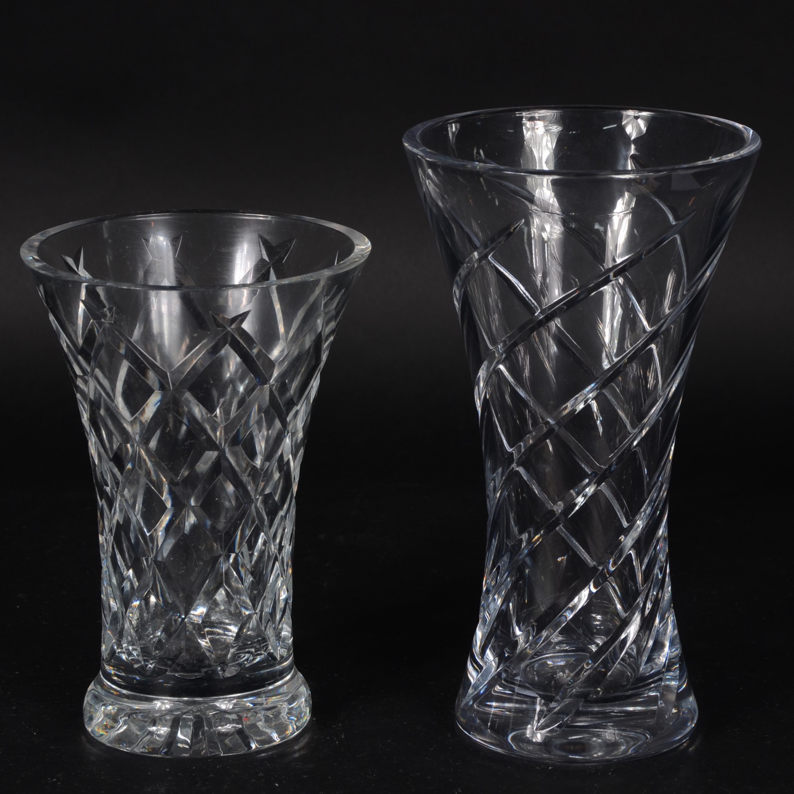 Dois vasos de cristal tcheco lapidado - foto 1 de 11