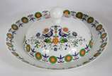 Porcelana Schmidt (1943),  - Aparelho de jantar, chá e café de porcelana Schmidt, decorada com pássaros e flores em policromia, composto de: 22 pratos rasos, 12 fundos, 20 de sobr