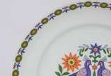 Porcelana Schmidt (1943),  - Aparelho de jantar, chá e café de porcelana Schmidt, decorada com pássaros e flores em policromia, composto de: 22 pratos rasos, 12 fundos, 20 de sobr