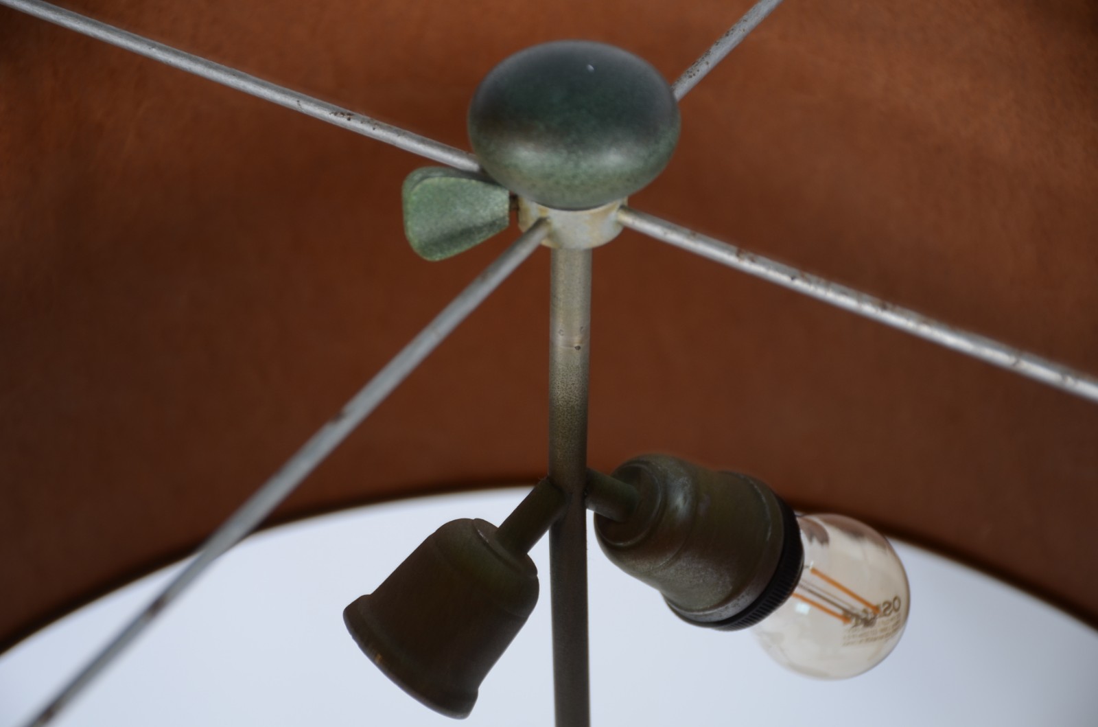 Par de abatjoures de metal com cúpulas de pergaminho (metal com... - foto 7 de 10