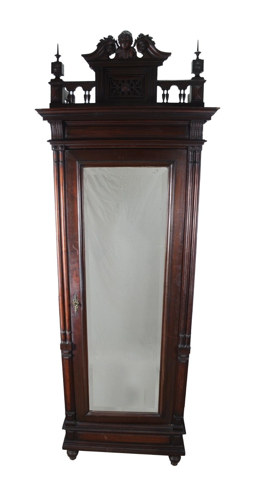 Armário de madeira nobre, porta com espelho de cristal bisotado... - foto 2 de 8
