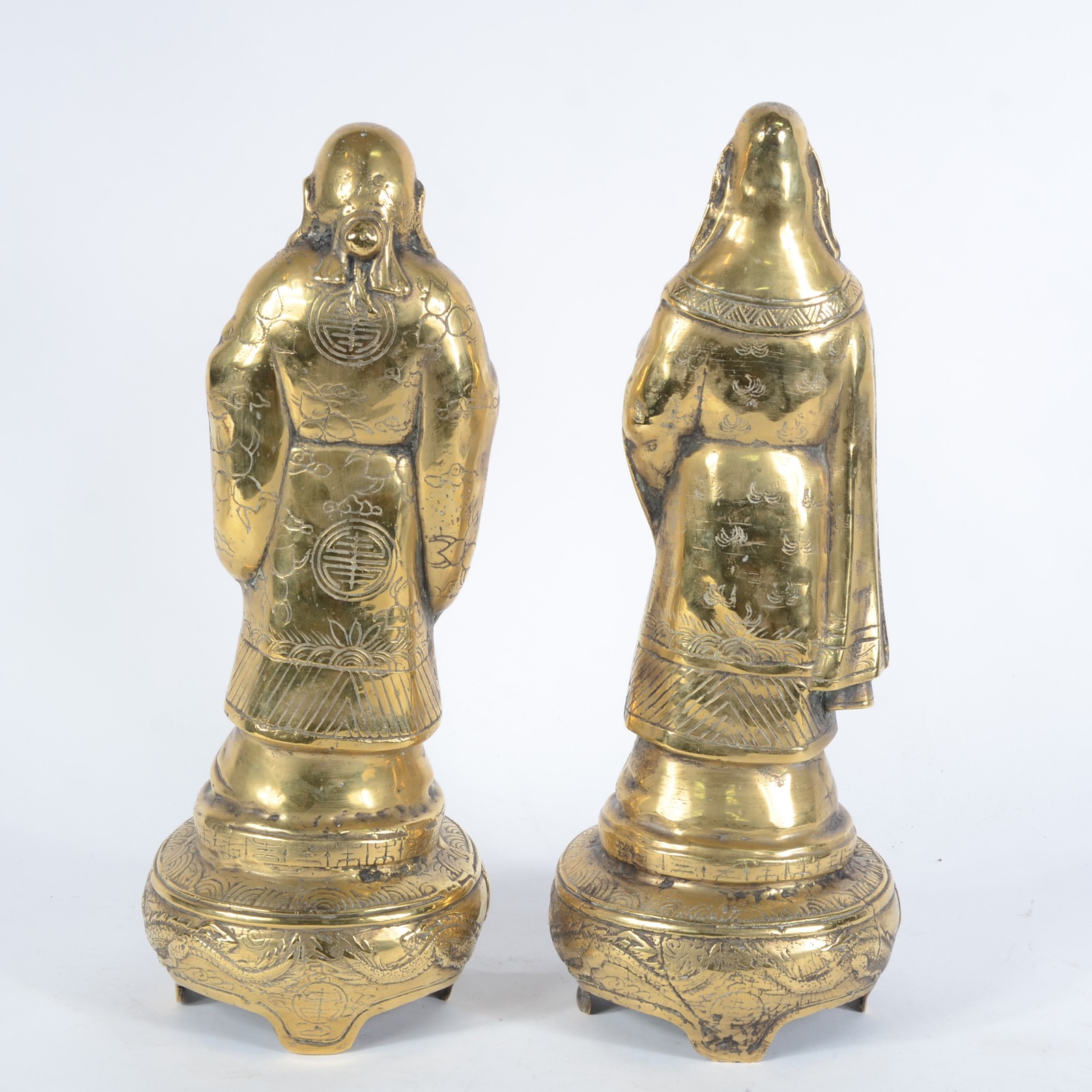 Par de esculturas de bronze oriental representando figura masculina... - foto 6 de 8