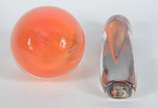 Duas lamparinas de murano na cor laranja. - Duas lamparinas de murano na cor laranja.