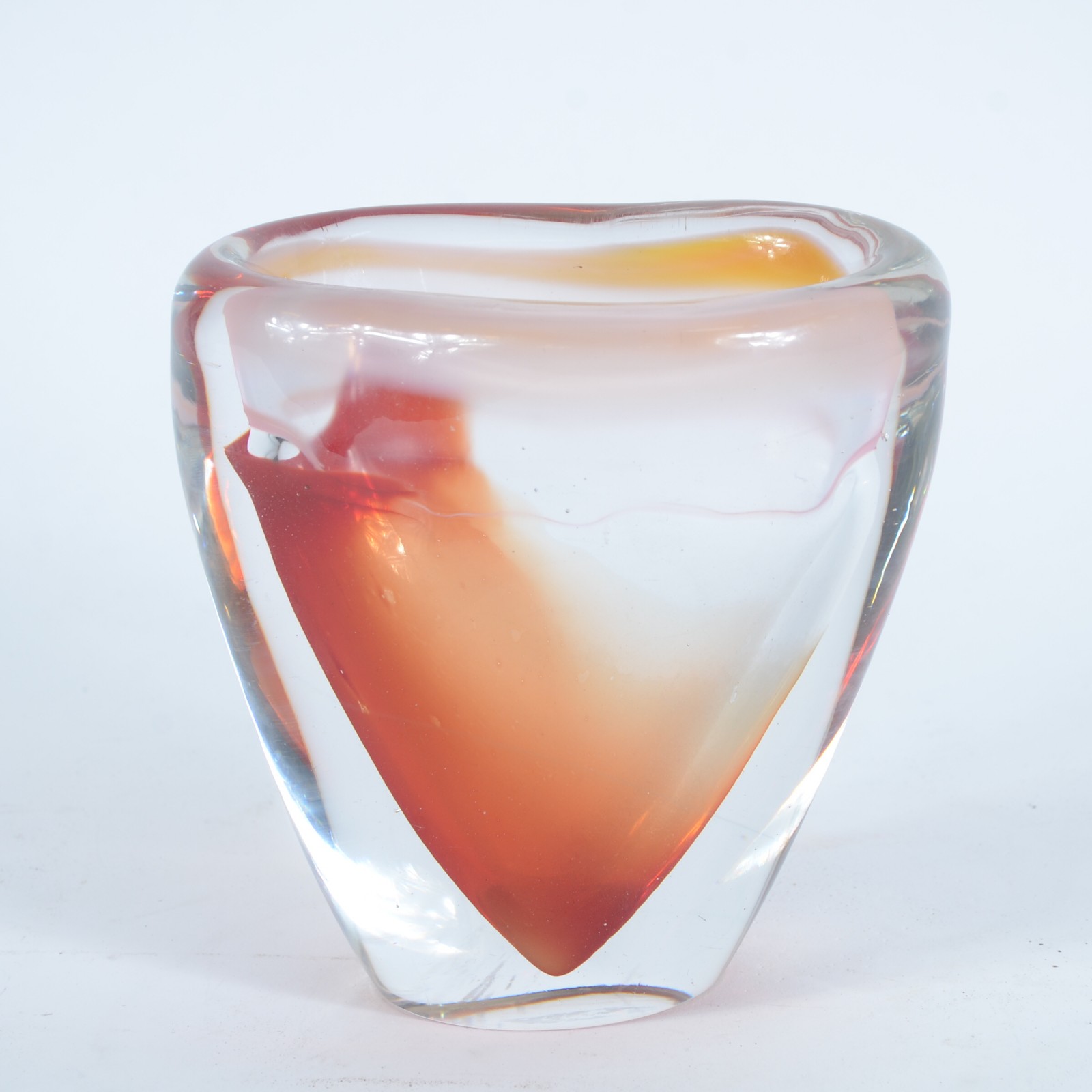 Vaso em bloco de murano mesclado rosa. - foto 1 de 4
