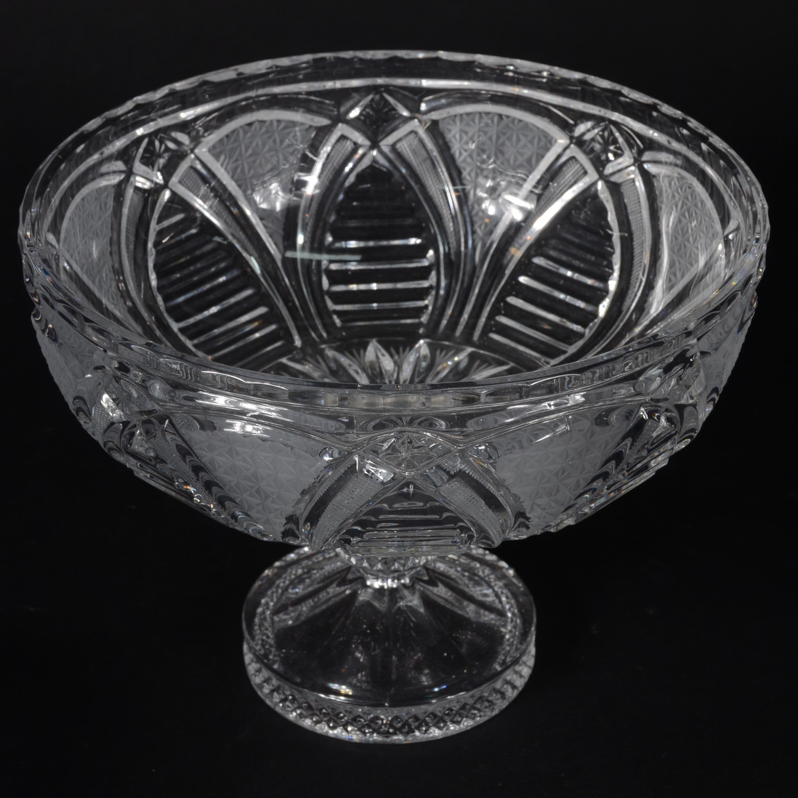 Três fruteiras de cristal europeu, diversos modelos e lapidações. - foto 10 de 11