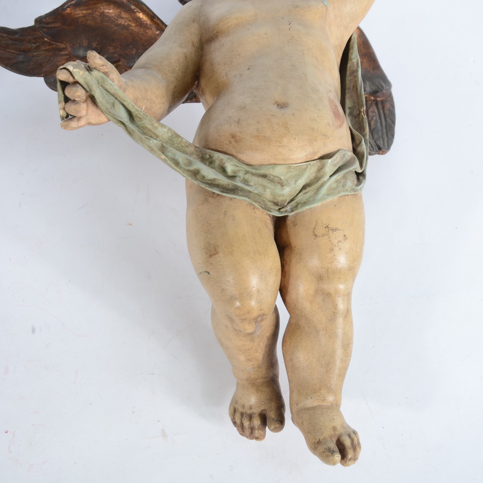 Par de belíssimas esculturas de madeira entalhada e policromada... - foto 5 de 10