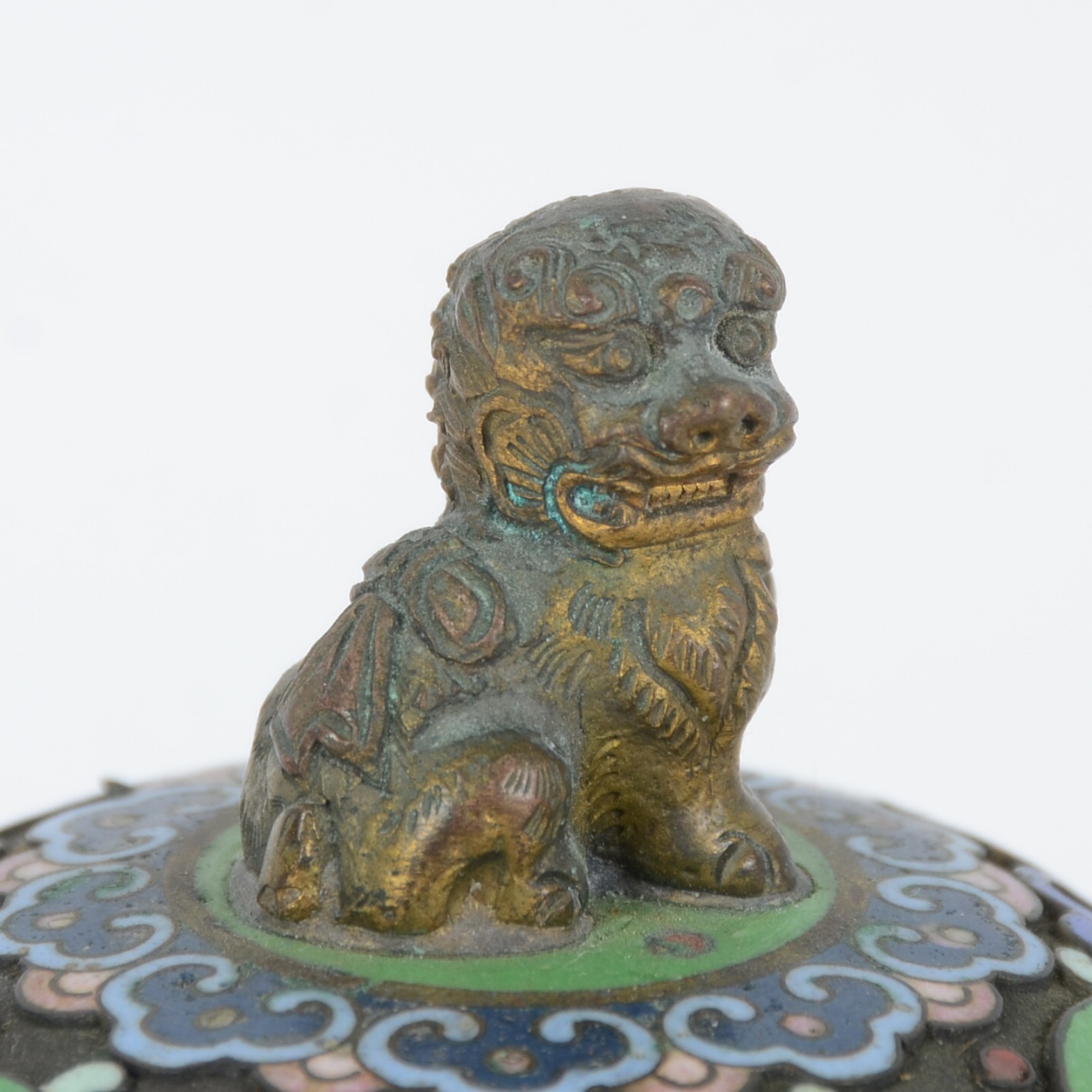 Potiche de cloisoné oriental com pega da tampa em forma de dragão. - foto 2 de 7