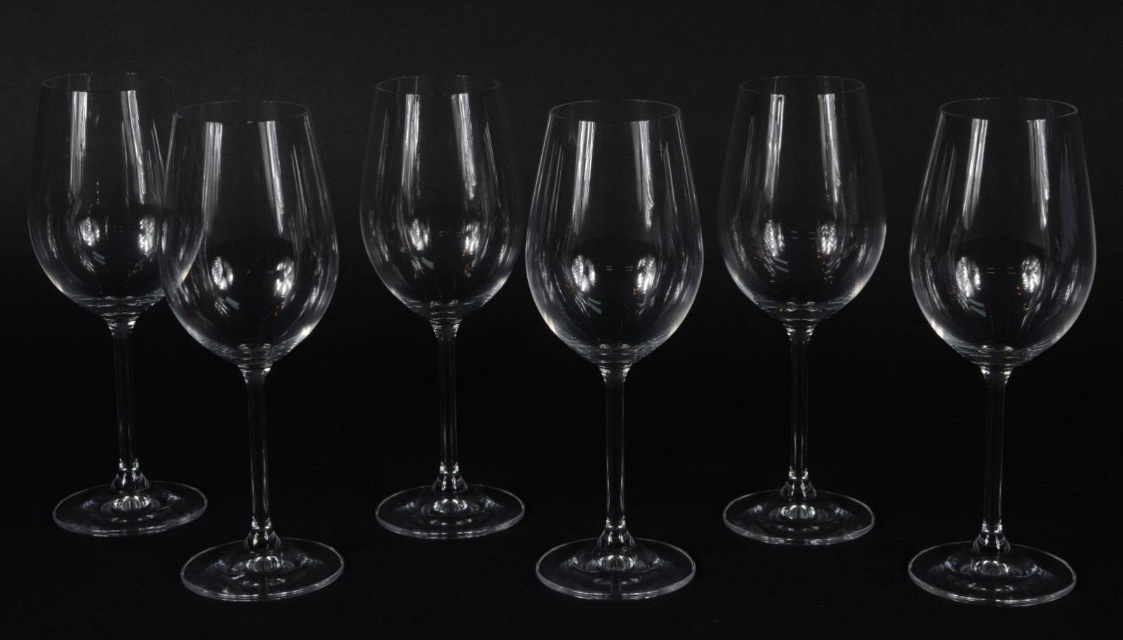 Seis taças de vinho branco de cristal da Bohemia 350 ml. - foto 2 de 2
