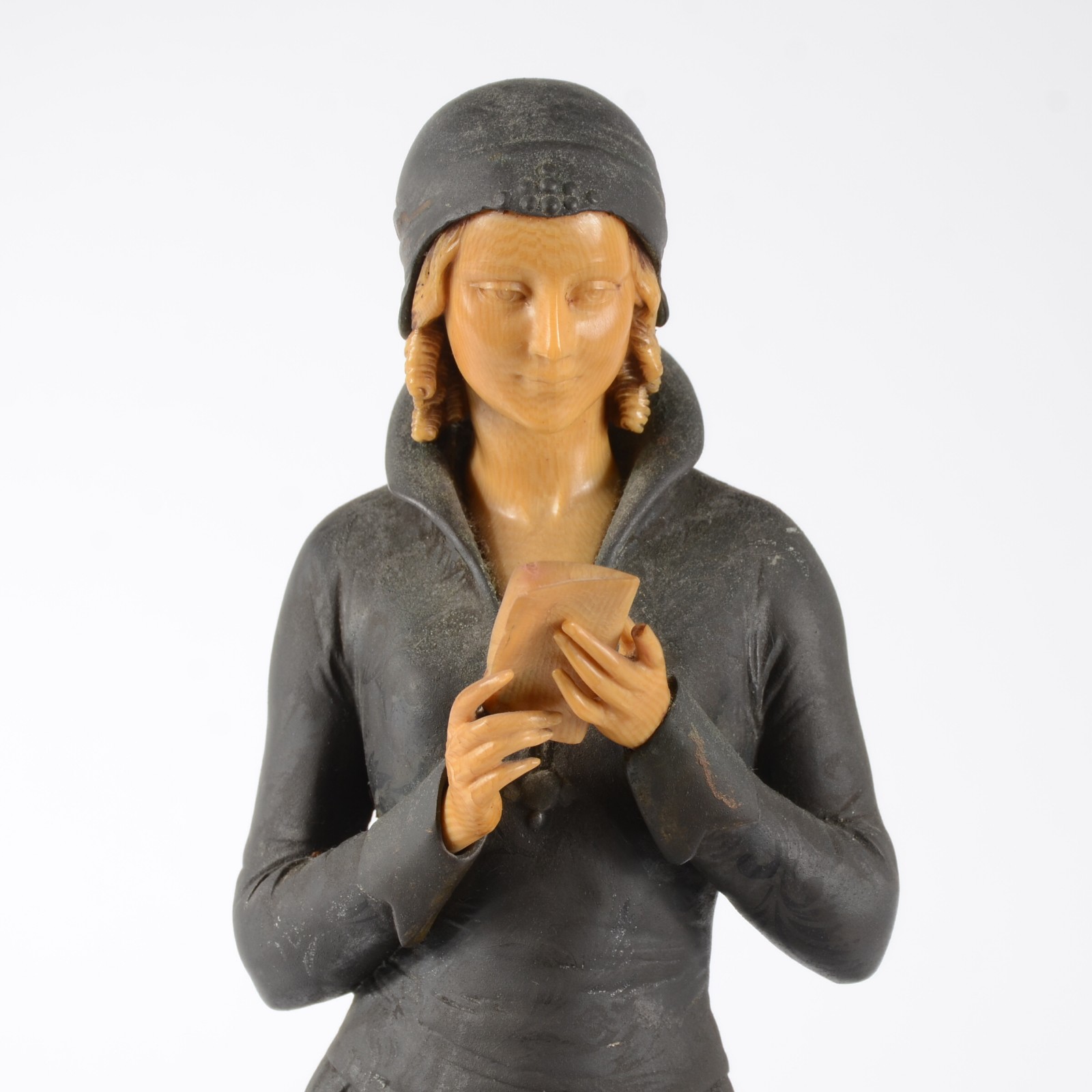 Figura feminina - foto 2 de 7