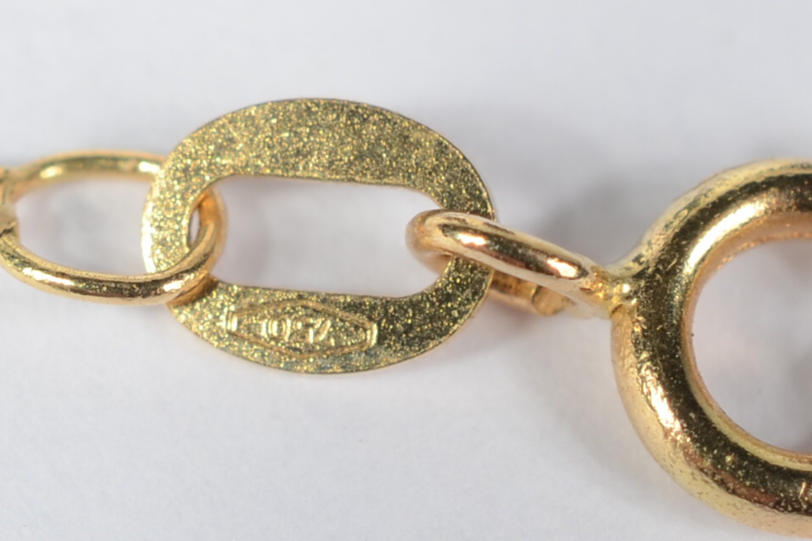Gargantilha de ouro amarelo 750 com pendente de estrela de Davi... - foto 3 de 4