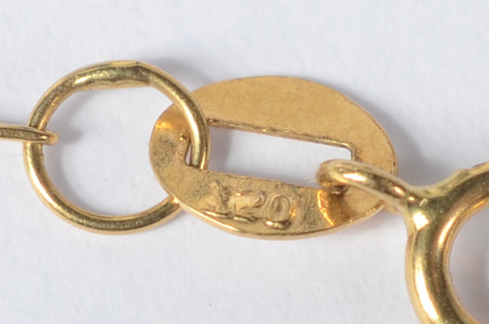 Colar de ouro amarelo 750, modelo terço com bolinhas. Peso 1,6g. (Por... - foto 5 de 6