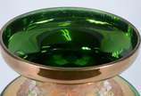 Grande vaso de cristal tcheco verde, rica decor... - Grande vaso de cristal tcheco verde, rica decoração em dourado e flores esmaltadas.