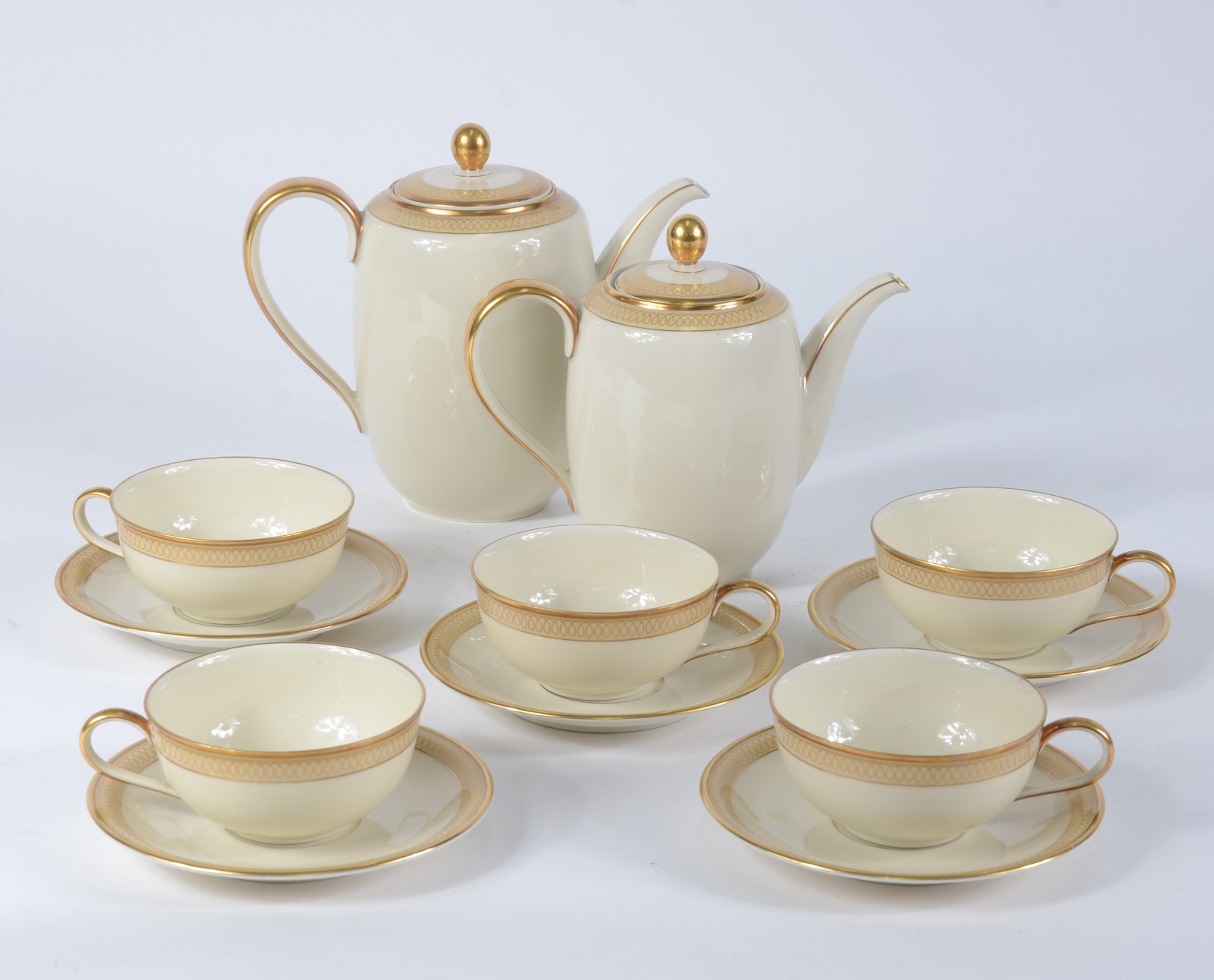 Conjunto de porcelana da Bavaria composto de 5 xícaras para chá com... - foto 1 de 6