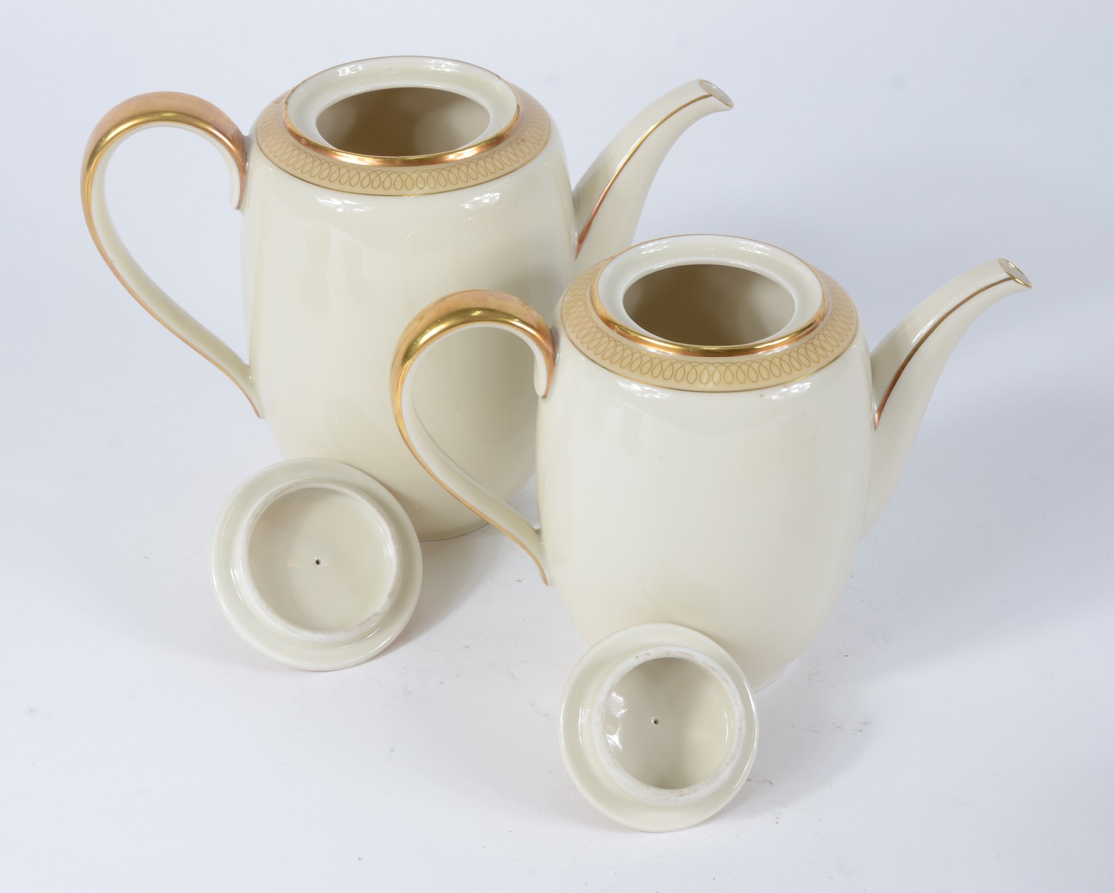 Conjunto de porcelana da Bavaria composto de 5 xícaras para chá com... - foto 5 de 6