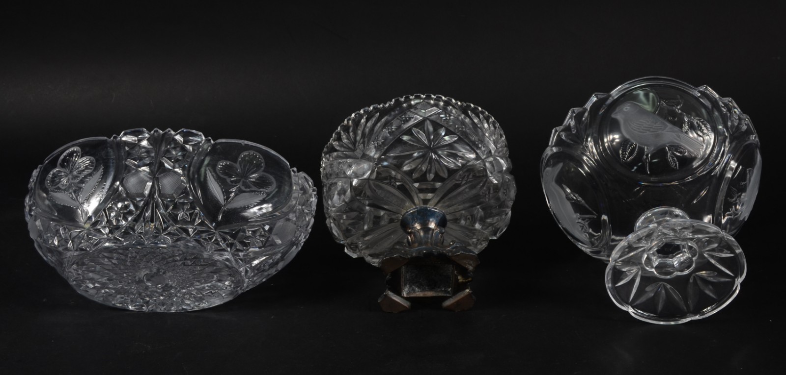 Tres peças de cristal lapidado (um deles com pé de metal). Desgastes. - foto 6 de 6