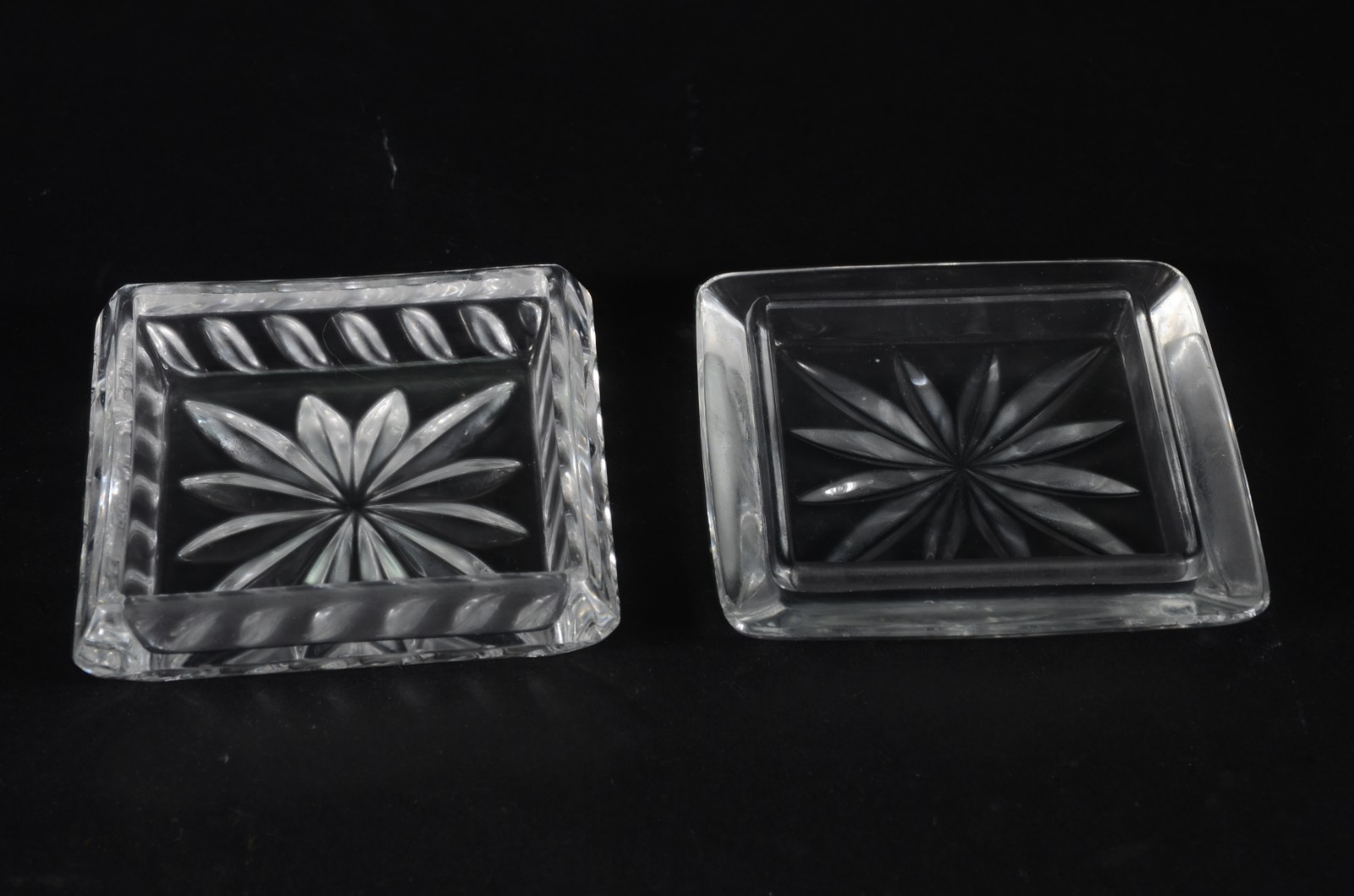 Quatro peças diversas de cristal - foto 7 de 8