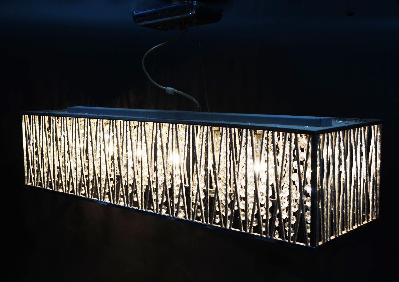 Lustre moderno de metal e pingentes de vidro (desgastes). - foto 2 de 3