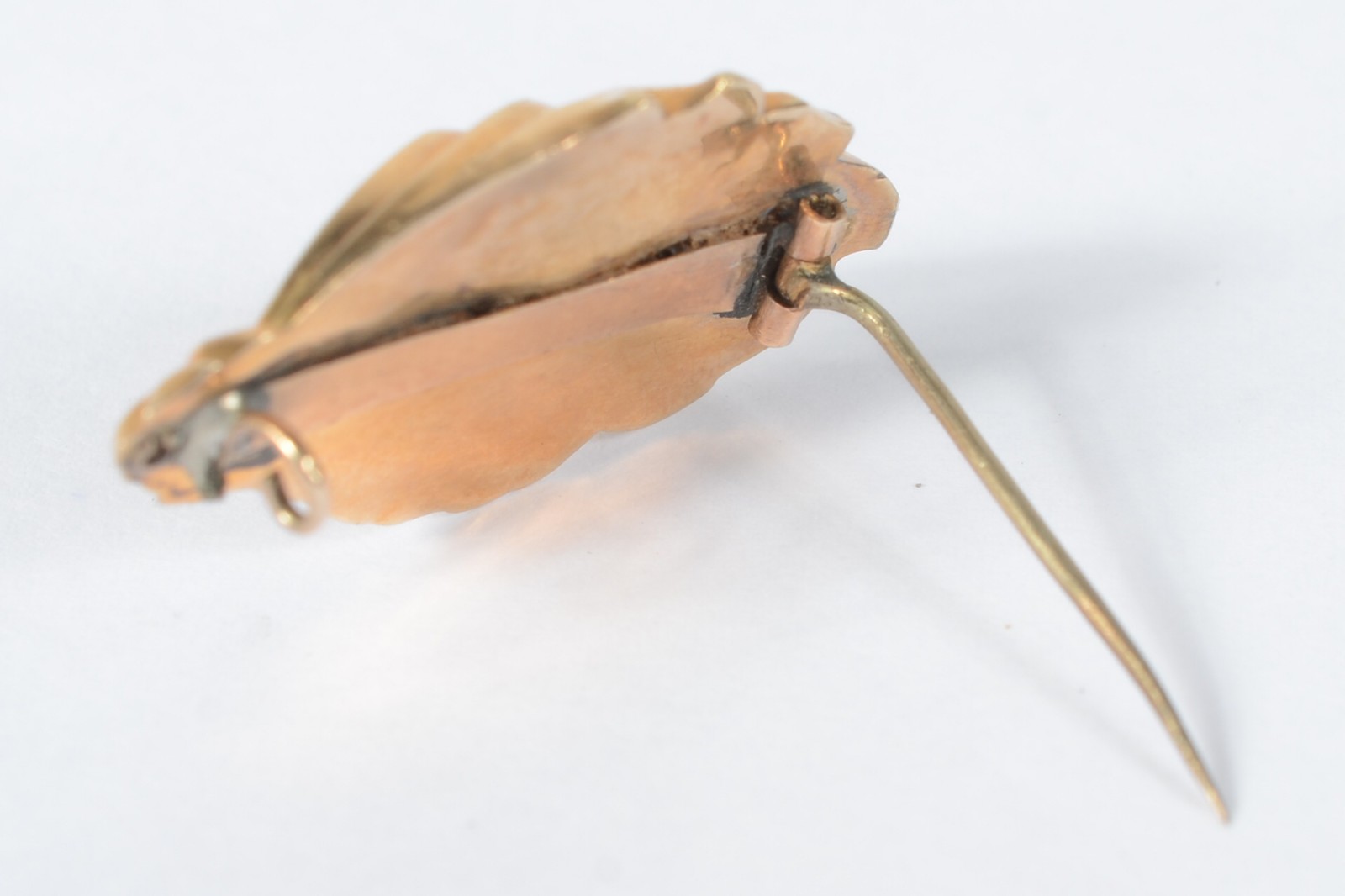 Broche de ouro baixo - foto 3 de 4