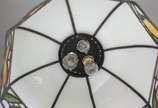 Lustre de metal com placas de vidro colorido - Lustre de metal com placas de vidro colorido