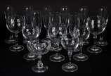 Lote com 16 copos de vidro/cristal em diversos ... - Lote com 16 copos de vidro/cristal em diversos modelos, sendo: 9 flutes, 3 taças para vinho tinto, 3 para vinho branco, 1 taça para champagne.