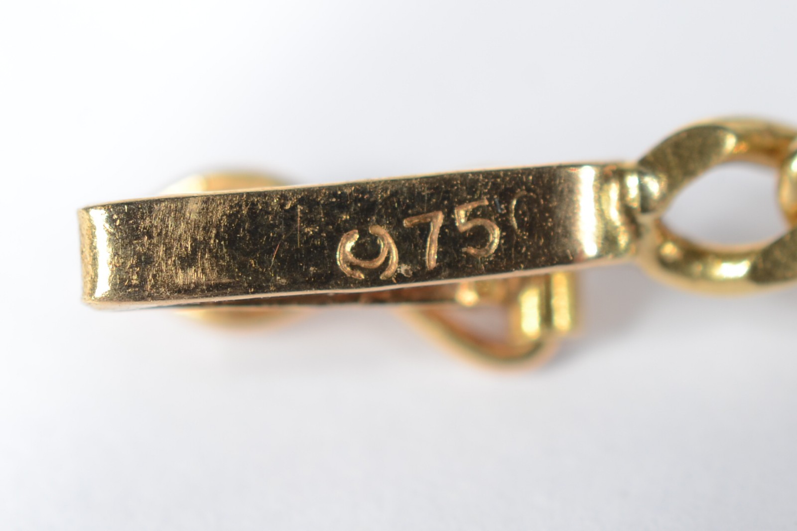 Pulseira de ouro amarelo 750, modelo italiano. (Por motivos de... - foto 5 de 5