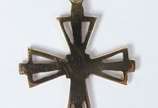 Crucifixo de ouro amarelo 750. (Por motivos de ... - Crucifixo de ouro amarelo 750. (Por motivos de segurança a peça não se encontra na loja).
