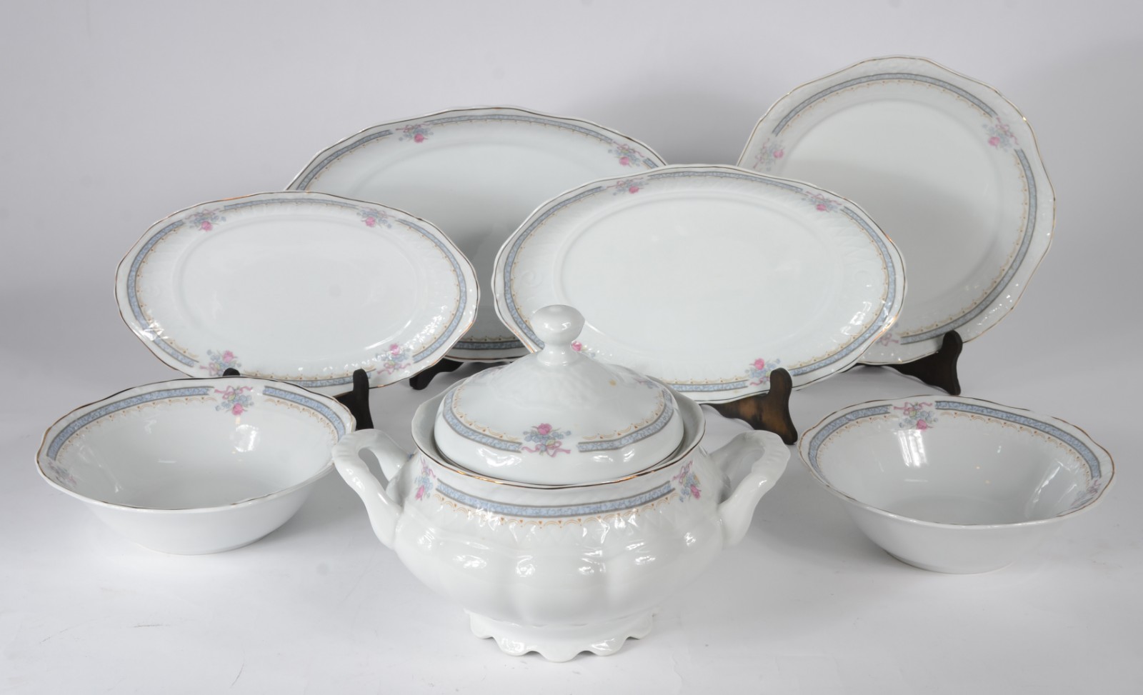 Aparelho de chá, café e jantar de porcelana Germer composto por: 11... - foto 3 de 11