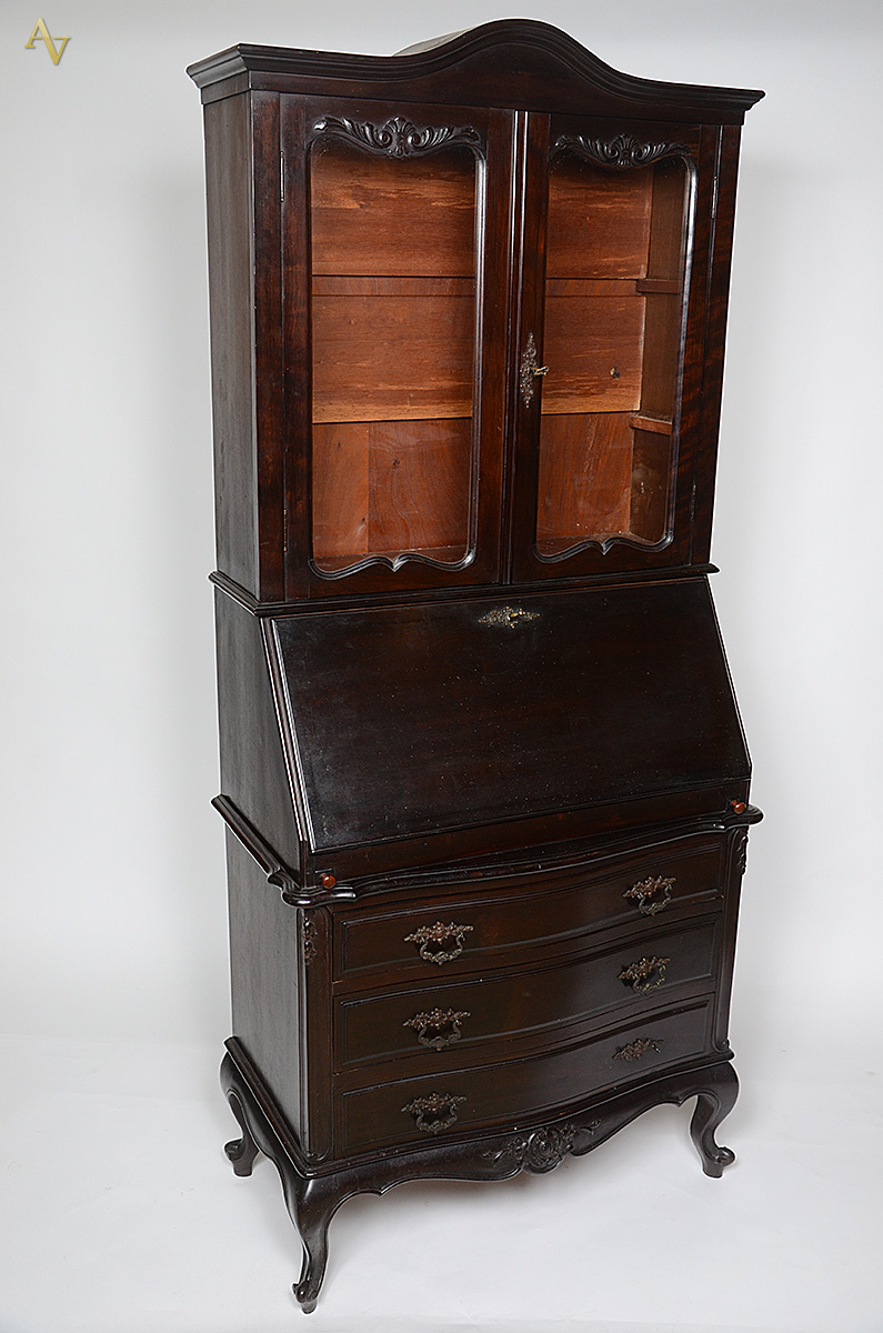 Cômoda book case de madeira nobre com 3 gavetas, tampo articulado... - foto 1 de 2