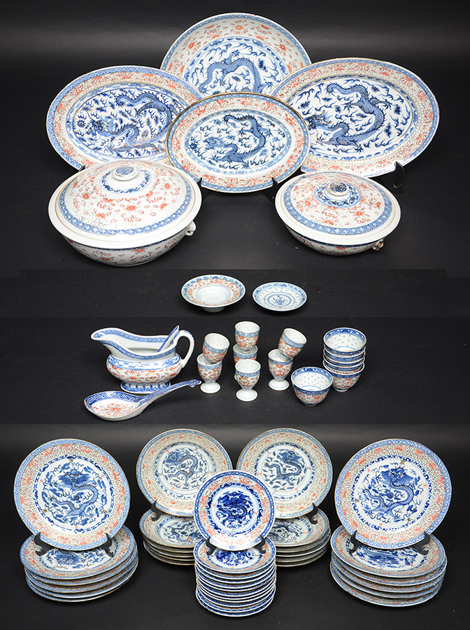 Aparelho de porcelana Grão de Arroz, sendo: 12 pratos rasos, 12...
