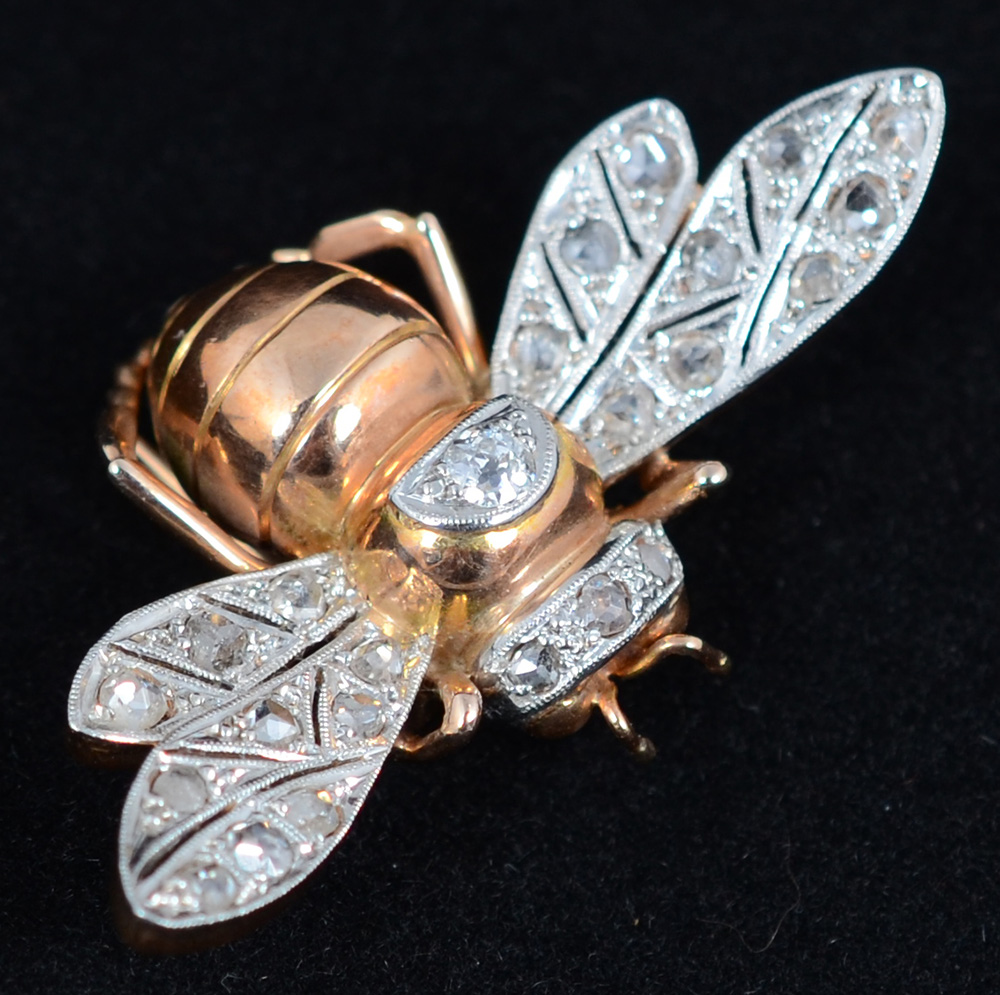 Broche abelha de ouro 18 k, diamantes nosette e um brilhante ao... - foto 1 de 2