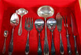 Faqueiro de prata 90 EBERLE , completo para 12 ... - Faqueiro de prata 90 EBERLE , completo para 12 pessoas, com 130 peças,. Composto de 12 garfos, 12 facas, 12 colheres grandes ; 12 garfos, 12 fac...