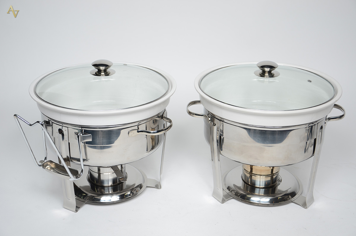 Dois rechauds de aço inox com bowl interno de porcelana para...