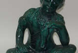 Estatueta de porcelana verde, representando Deu... - Estatueta de porcelana verde, representando Deusa Indiana 
