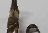 Estatueta de metal dourado representando Cavalo. - Estatueta de metal dourado representando Cavalo.
