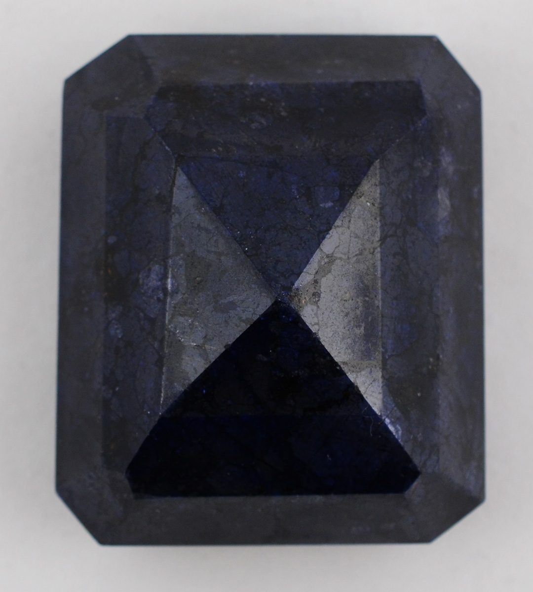 Natural Sapphire, color Blue, lapidação octagonal de aproximadamente... - foto 1 de 2