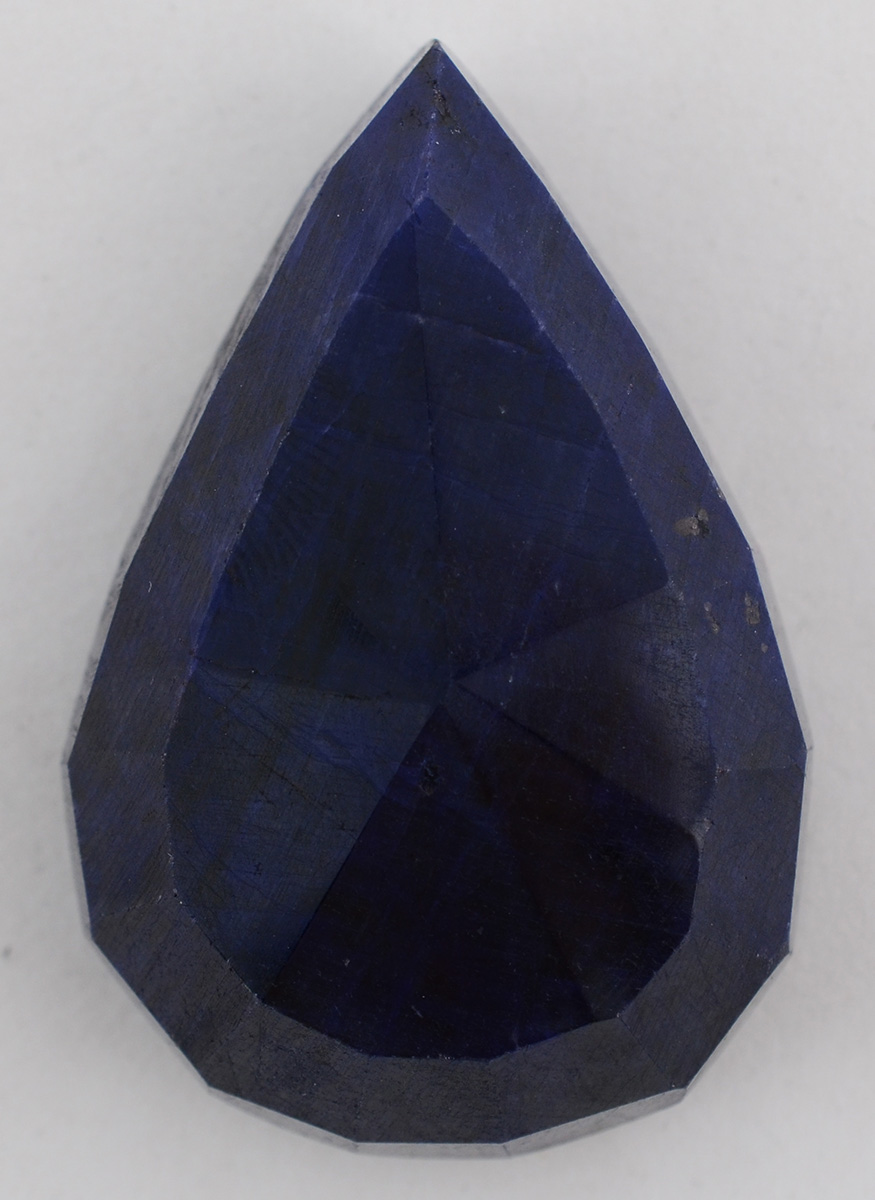 Natural Sapphire, color Blue, lapidação gota de aproximadamente 575,0... - foto 1 de 2