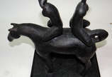 Hector Carybé (1911-1997),  - Escultura em bronze , assinada representando  figuras a cavalo 