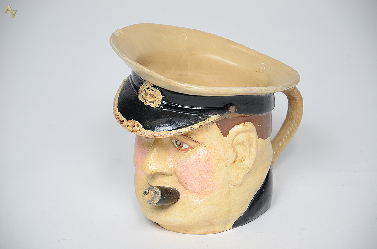 Caneca de faiança inglesa. Altura 19 cm (restaurada). - foto 2 de 2