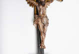 Crucifico de madeira. Medidas 41 x 77 cm (solto). - Crucifico de madeira. Medidas 41 x 77 cm (solto).