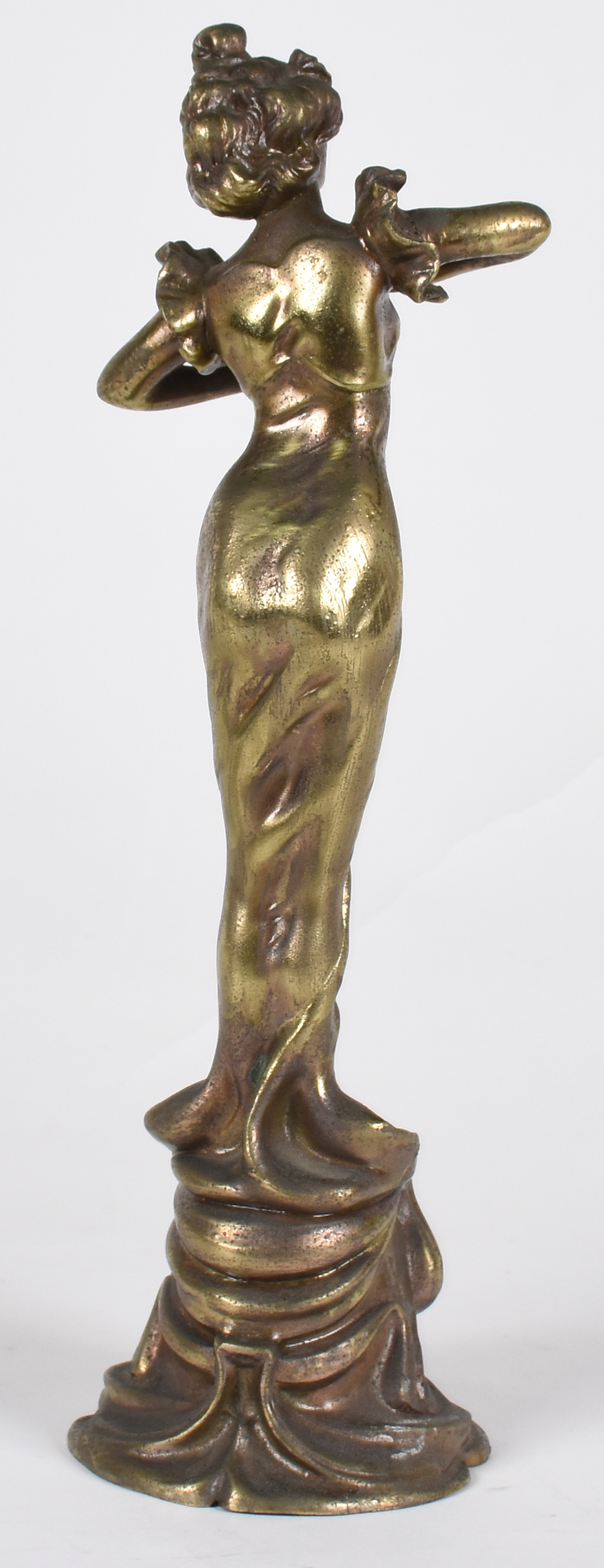 Figura feminina - foto 2 de 4