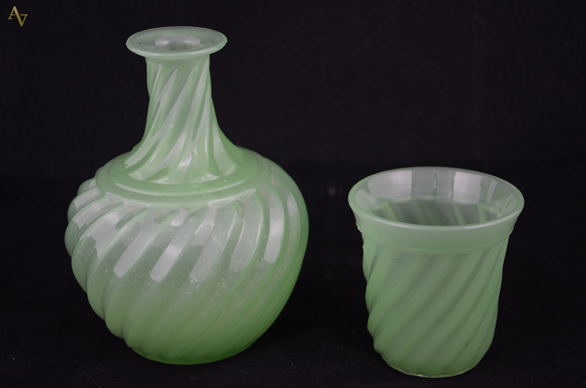 Verre D'eau de cristal baccarat na cor verde em gomos repuxados... - foto 1 de 2