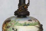 Rara ânfora Francesa Art Noveau, séc XIX , conf... - Rara ânfora Francesa Art Noveau, séc XIX , confeccionada em pewter e faiança pintada á mão com apliques em relevo representando " dragão´" , "pu...