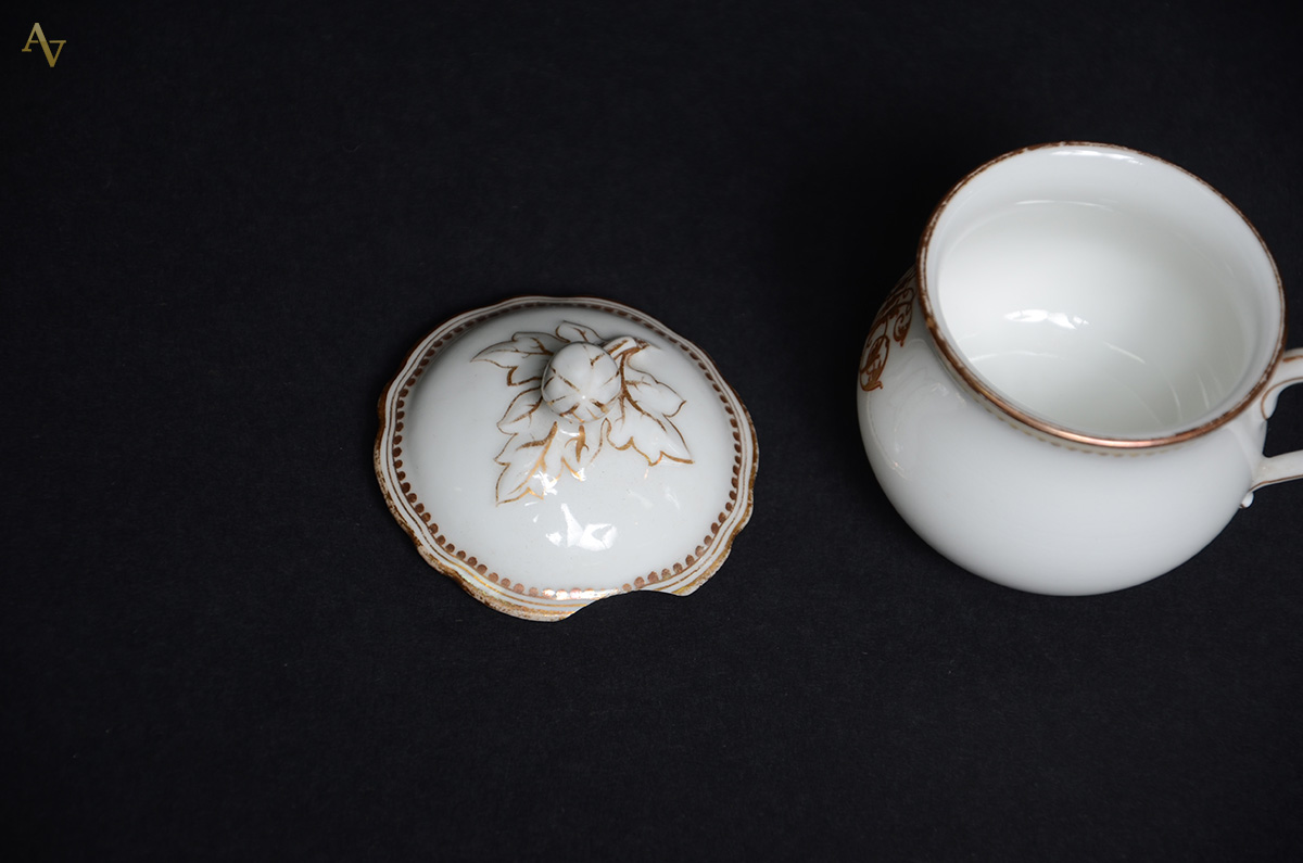 Diversas peças de porcelana francesa, sendo Quatorze pratos com... - foto 3 de 3