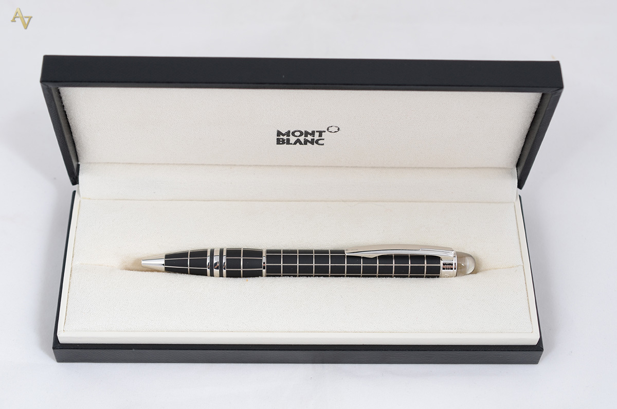 MONT BLANC - Caneta esferográfica, na caixa e com certificado. - foto 1 de 2