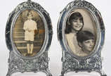Par de porta retratos de metal estilo Art Nouveau - Par de porta retratos de metal estilo Art Nouveau
