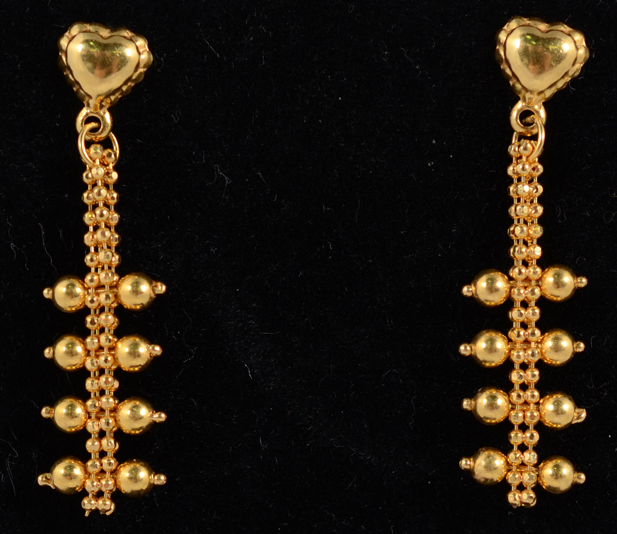 Par de brincos de ouro amarelo 18 k modelo "árabe". Peso...