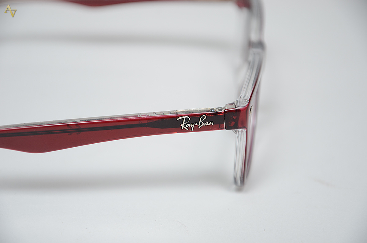 RAY BAN - Armação para óculos de grau. - foto 3 de 3